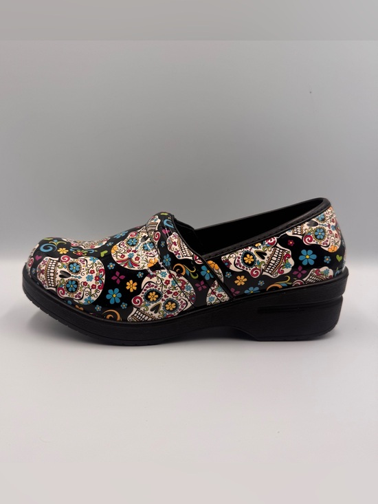 Spring Step Shoes - Spring Step Black Sugar Skull Floral Slip-On Professional Nursing Clogs Size 7